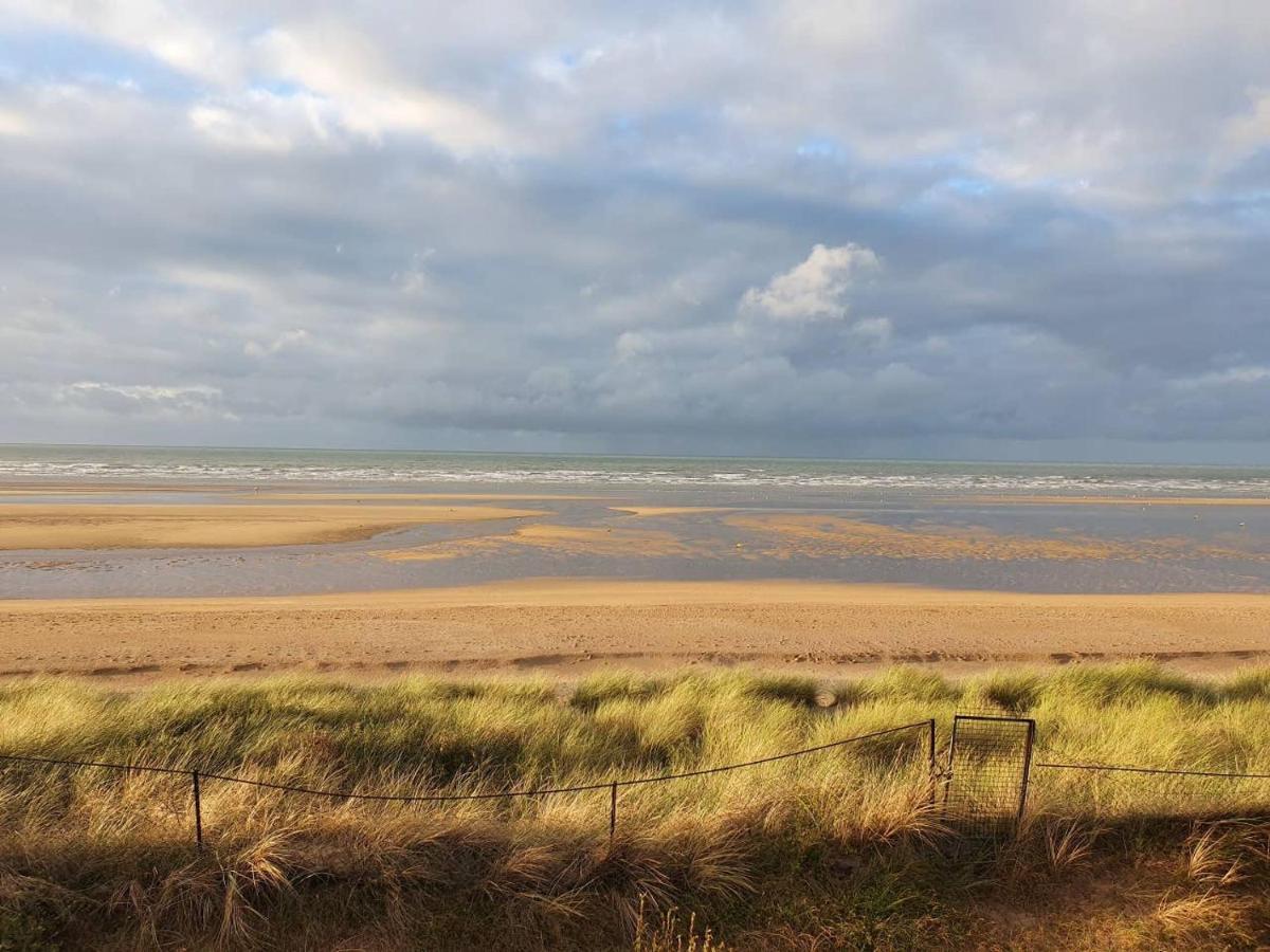 Beau Front De Mer Cosy Acces Direct Plage St Aubin Sur Mer Bernieres-sur-Mer Bagian luar foto